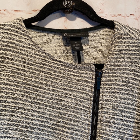 Lane Bryant asymmetrical zipper jacket casual 14 - Picture 2 of 8